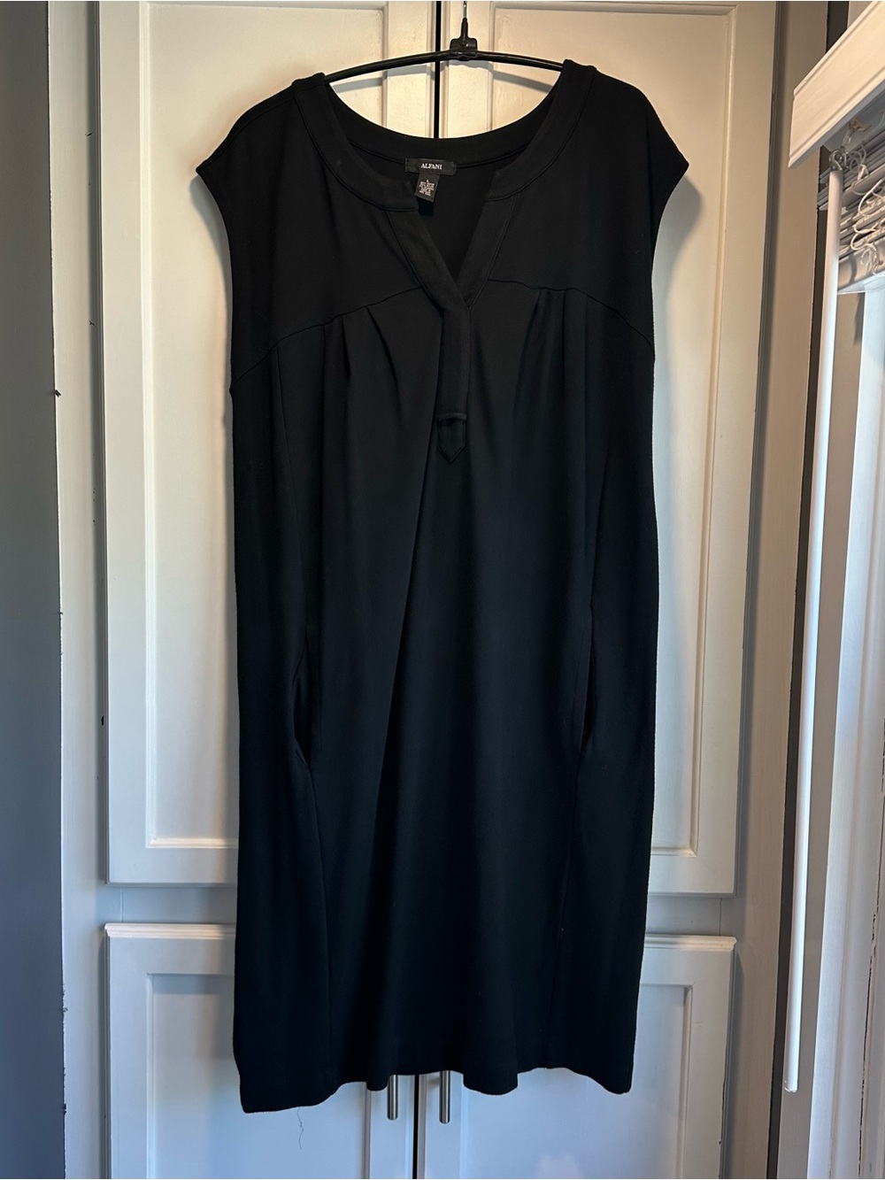 Alfani Black Cap-Sleeve Midi Shift Dress